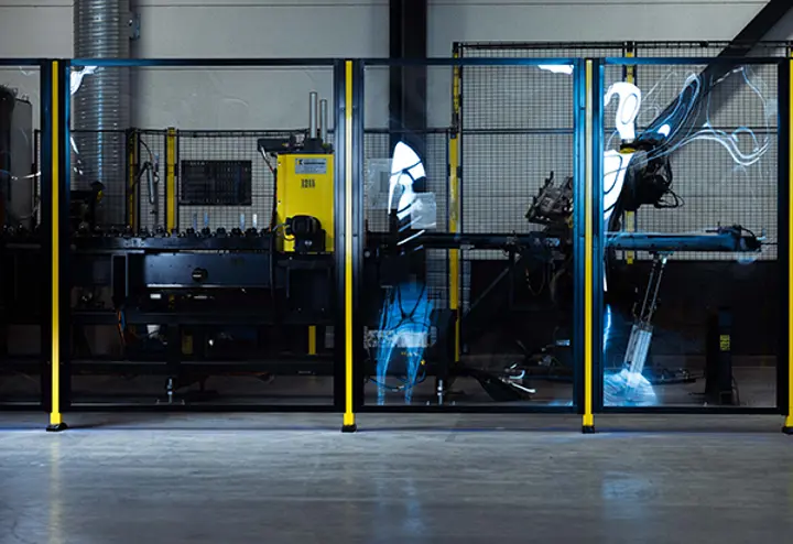 Pourquoi utiliser des panneaux de protection machines en plastique dans une installation d'automatisation ? Pourquoi utiliser des panneaux de protection machines en plastique dans une installation d'automatisation ?