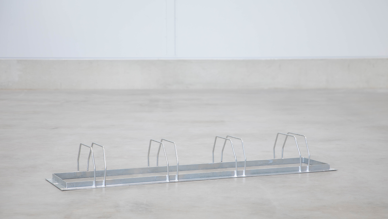 bike stand for ground for 4 bikes